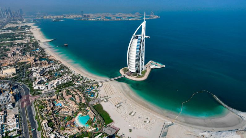 DAZZLING DUBAI GETAWAY